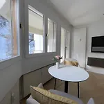 Wasserfall - Zentrum - Balkon - Seeblick - Kueche *