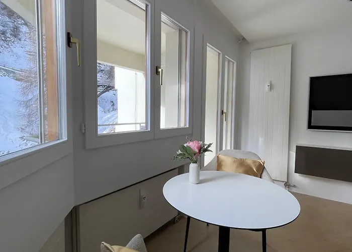 Wasserfall - Zentrum - Balkon - Seeblick - Kueche *